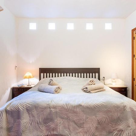 Pet Friendly Home In Iznate With Kitchen Málaga Kültér fotó