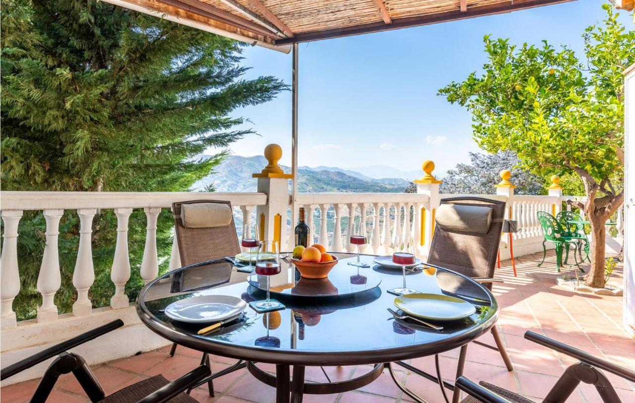 Pet Friendly Home In Iznate With Kitchen Málaga Kültér fotó