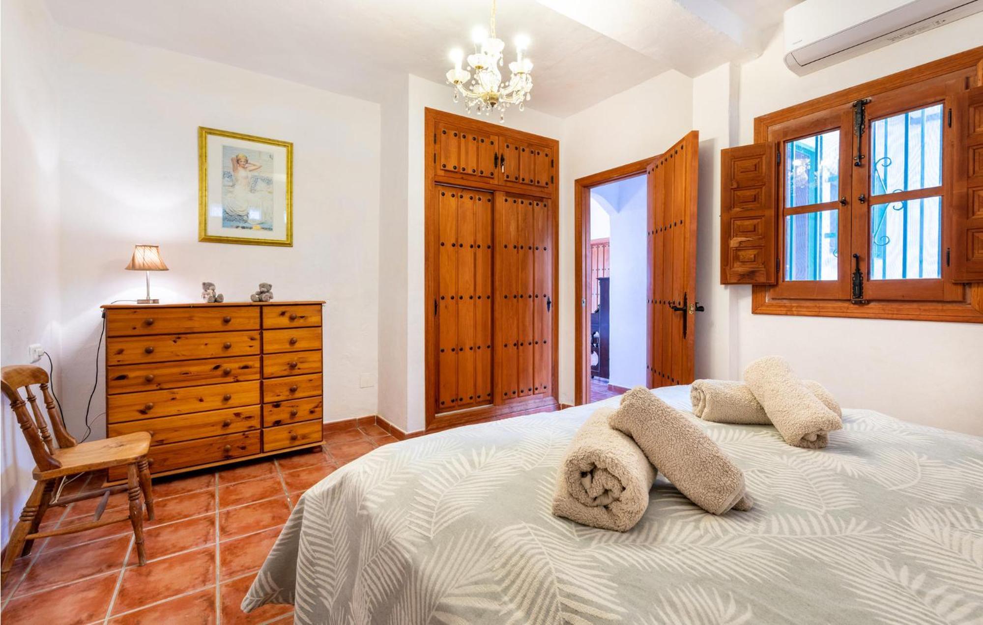 Pet Friendly Home In Iznate With Kitchen Málaga Kültér fotó